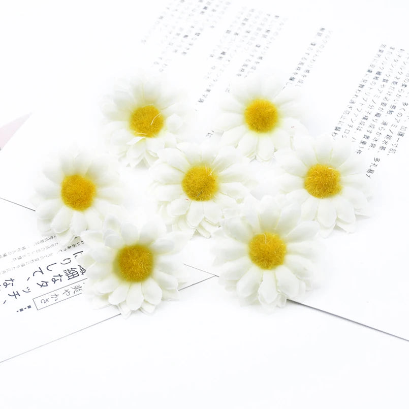 Artificial Silk Daisy Flowers 30/50/100-Pack 5 cm (2 in) for Home Decor, Wedding, Vase, Table, Wreaths and DIY Crafts