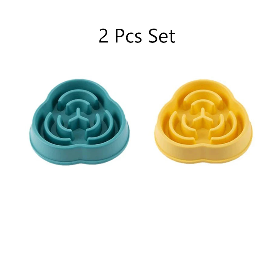 Large Dog Slow Feeder Bowl 500ml (17 fl oz) Cloud-Shaped Plastic Anti-Choke Slow Eating Bowl