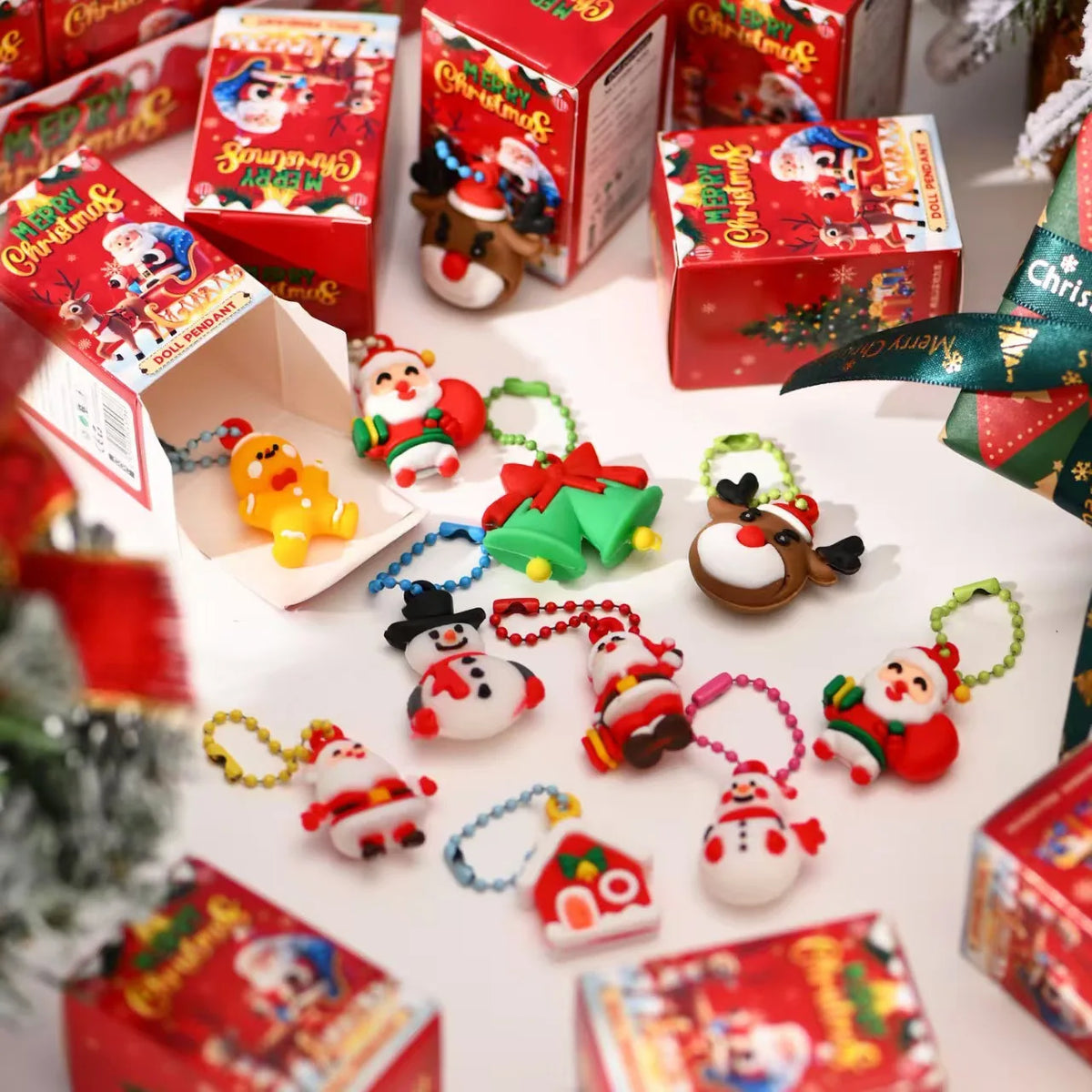 24-Pack Christmas Blind Box Advent Calendar Pendants Santa Snowman Reindeer Ornaments Party Favors