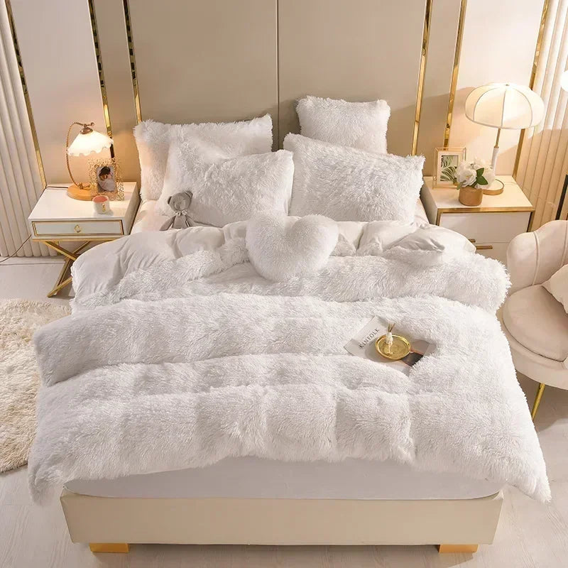 Solid Plush Fleece 5-Piece Winter Bedding Set - Queen (87 x 94 in / 220 x 240 cm) Thick Warm Duvet Cover with Heart Throw Pillow