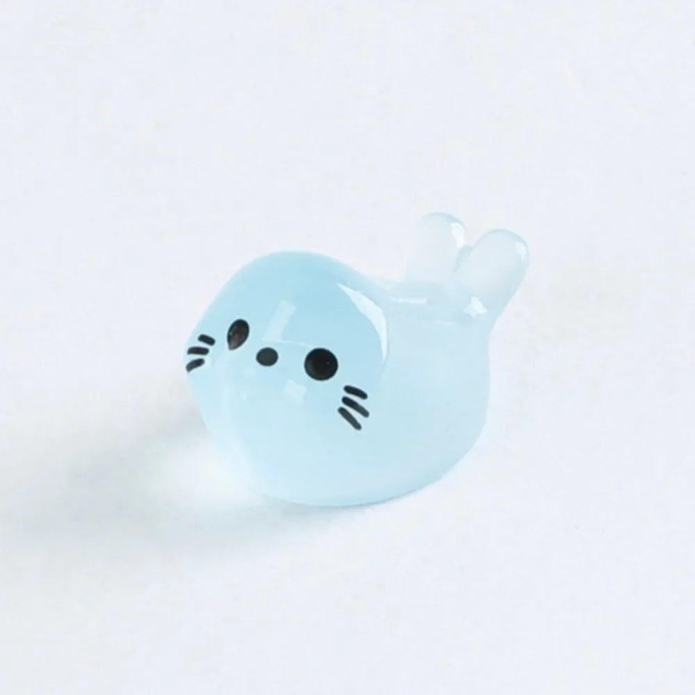 Luminous Mini Seal Resin Figurine - Glow-in-the-Dark Sea Animal Ornament for Micro Landscape & Home Decor