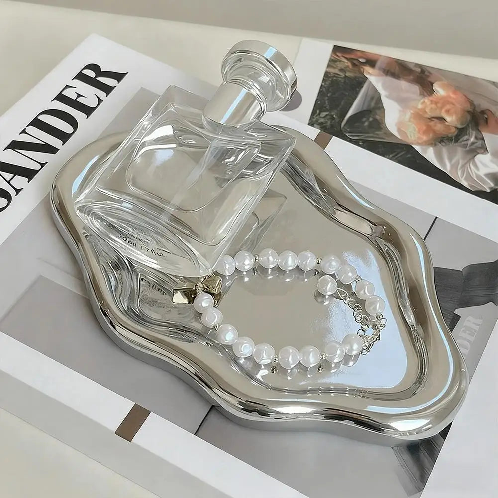 Cloud-Shaped Jewelry Storage Tray 19.5 x 13.5 cm (7.7 x 5.3 in) - Plastic Electroplated Organizer for Earrings, Rings & Accessories