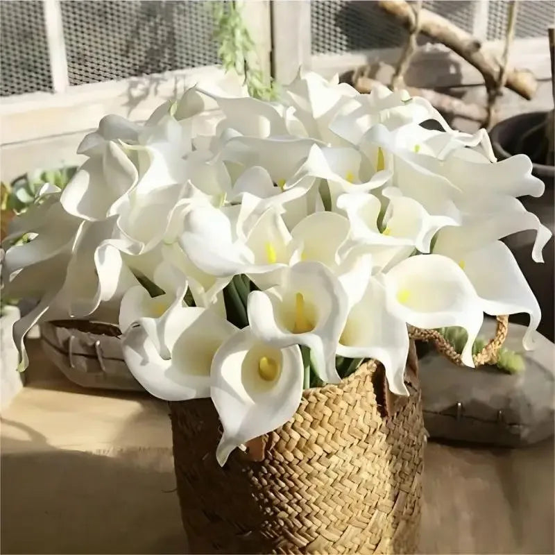 5-Pack PU Calla Lily Artificial Flowers Bouquet – 15.7 in (40 cm) Faux Calla Lilies for Wedding & Home Decor Vase Arrangement