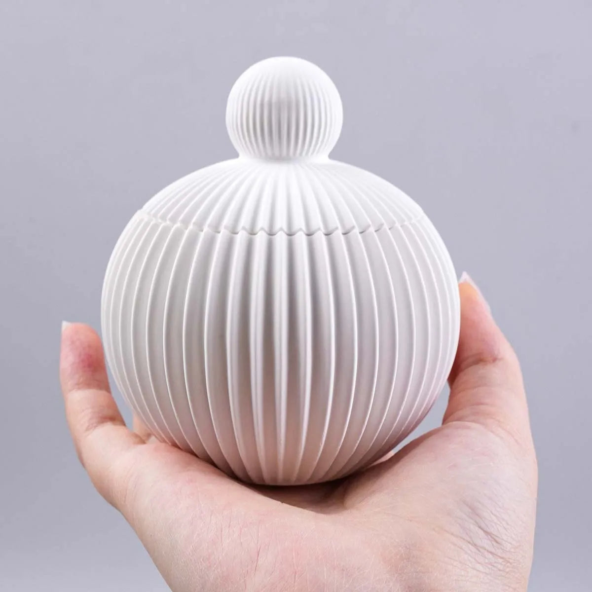 Round Striped Silicone Mold for Candle Jars, Resin & Plaster Flowerpots - DIY Casting Mold for Home Decor