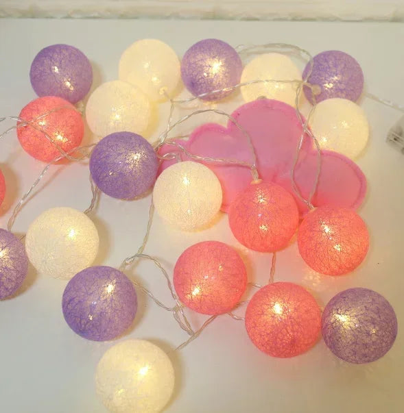 20 LED Cotton Ball String Lights 3.0m (9.8ft) Battery Operated Fairy Lights for Indoor Outdoor Wedding Christmas Patio Garden