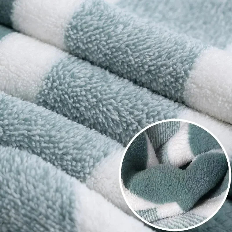 Striped Microfiber Towel Set – 70 x 140 cm (27.6 x 55.1 in) Bath + 35 x 75 cm (13.8 x 29.5 in) Face Towel – Quick Dry, Soft & Absorbent