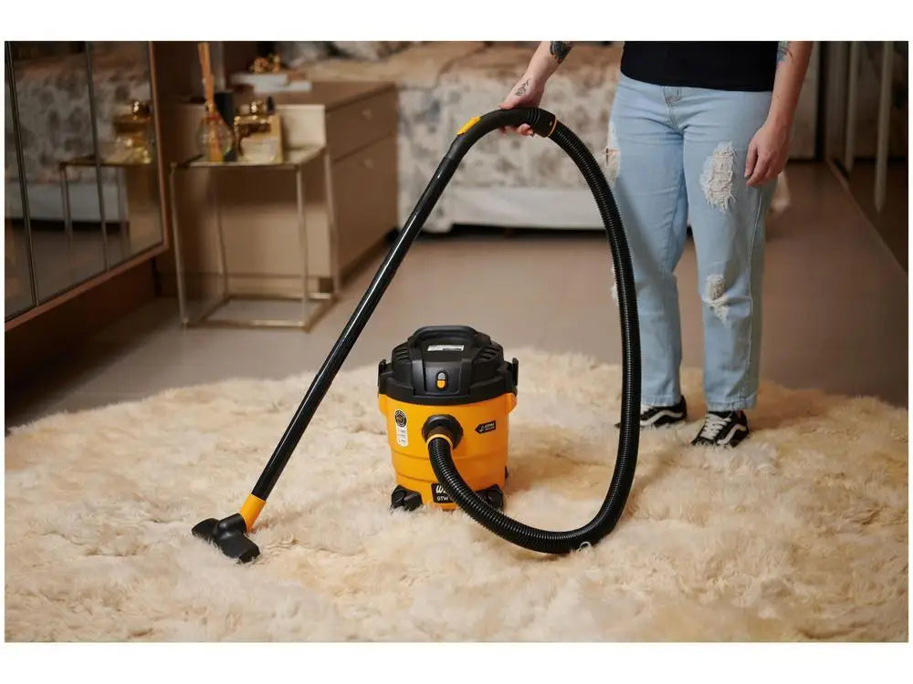 Wet and Dry Vacuum Cleaner 10L (2.64 gal) - 1400W with Blower Port, 220V