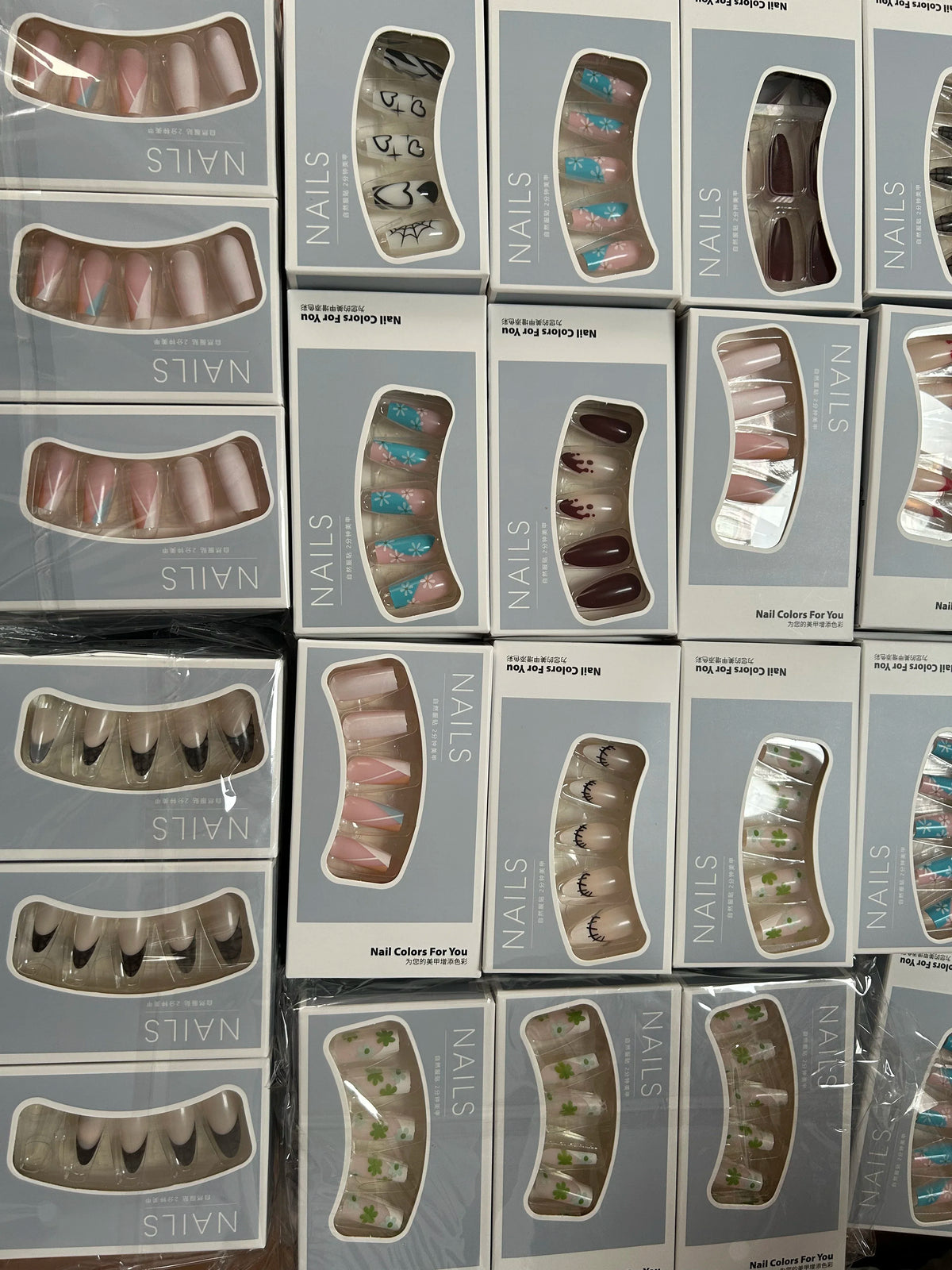 24-Piece Reusable Press-On Nails Set Short Medium Long French Almond Square Y2K Designs