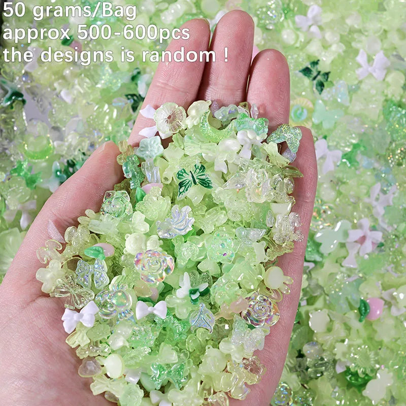 500pcs White Nail Charms & Pearls — Mixed Shapes (Heart, Bowknot, Star, Teardrop) Rhinestones for Nail Art & DIY Crafts