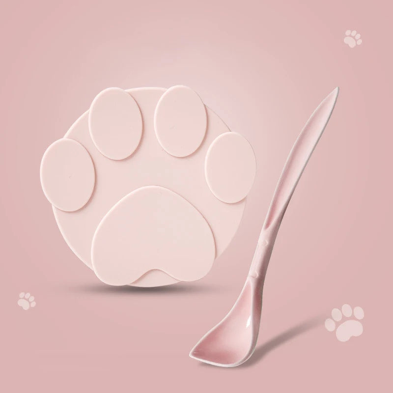 Portable Silicone 2-in-1 Pet Can Lid with Spoon – Food Sealer & Fresh-Keeping Cover for Cats & Dogs (Fits Most Cans)