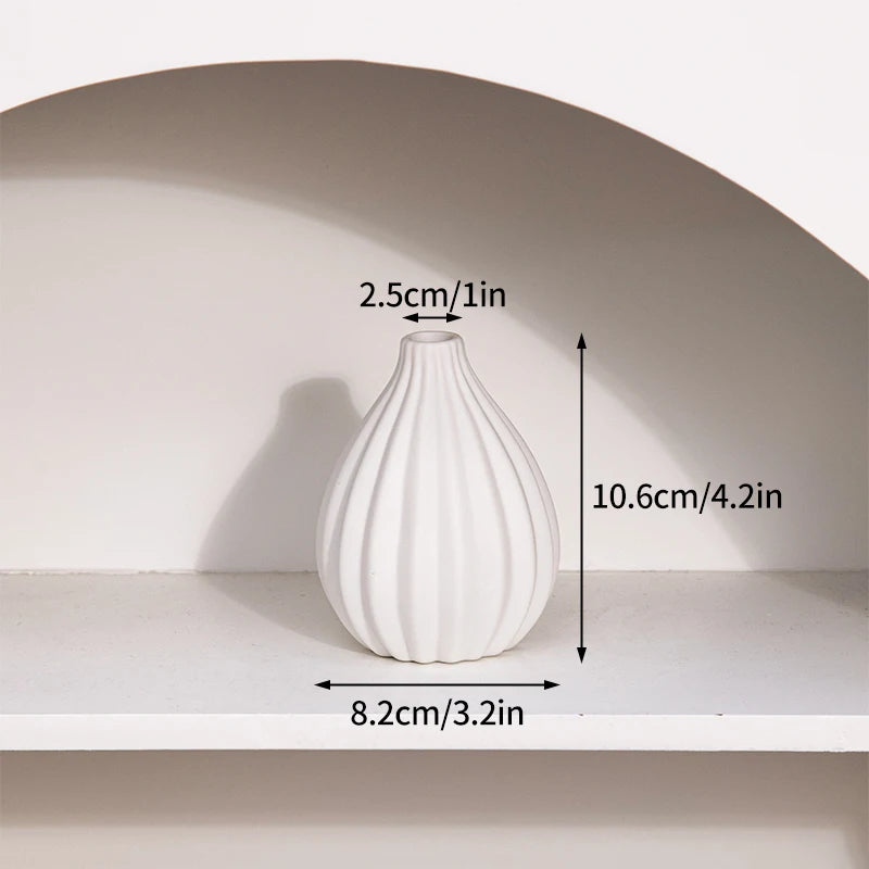 White Ceramic Bud Vase Nordic Matte Decorative Vase for Home Living Room Tabletop Flower Arrangements Photo Props