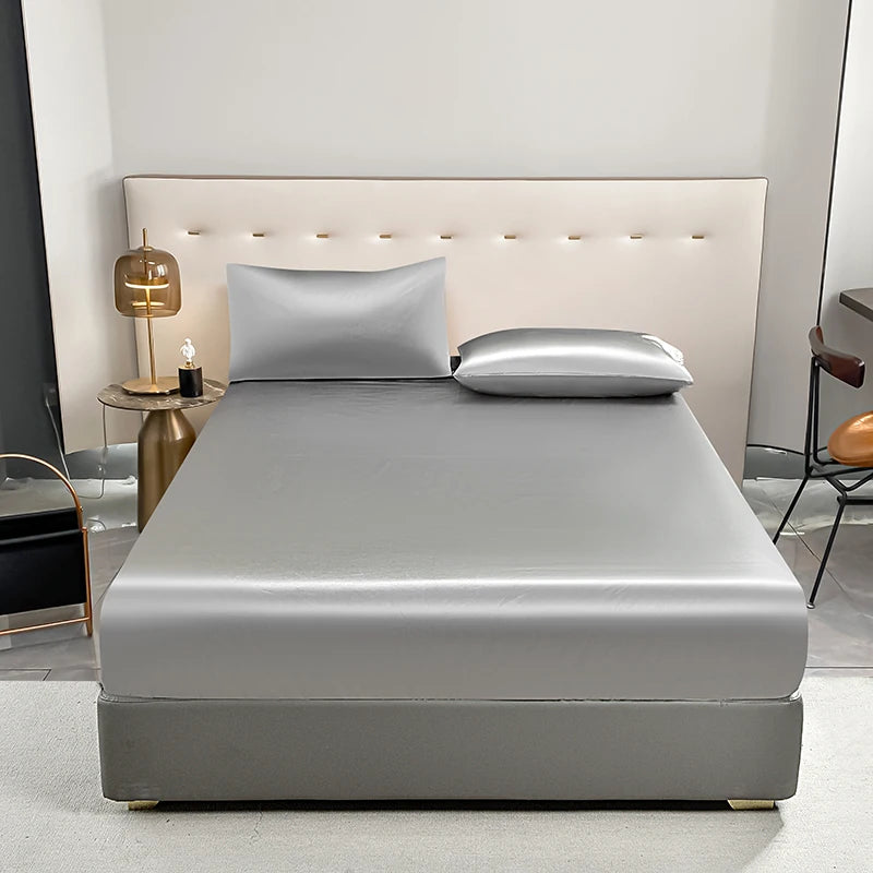 Waterproof Fitted Mattress Sheet with Elastic Band – Anti-Slip Polyester, Fits 20–30 cm (8–12 in) Mattresses, Multiple Sizes, Black/Gold/White