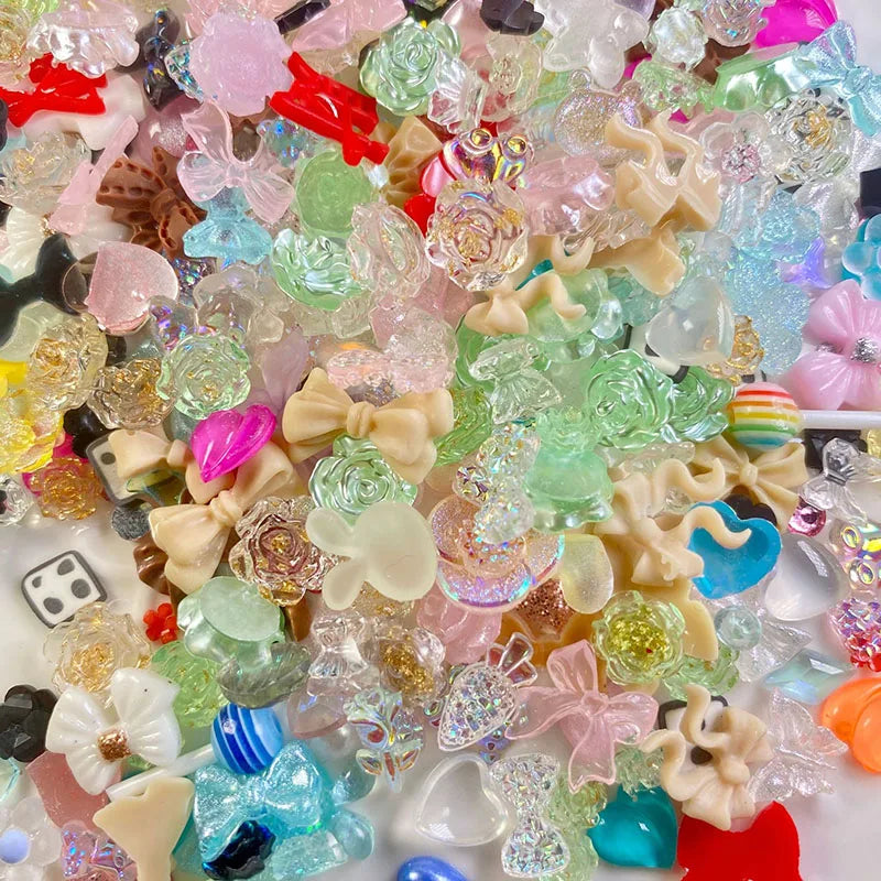 500pcs White Nail Charms & Pearls — Mixed Shapes (Heart, Bowknot, Star, Teardrop) Rhinestones for Nail Art & DIY Crafts