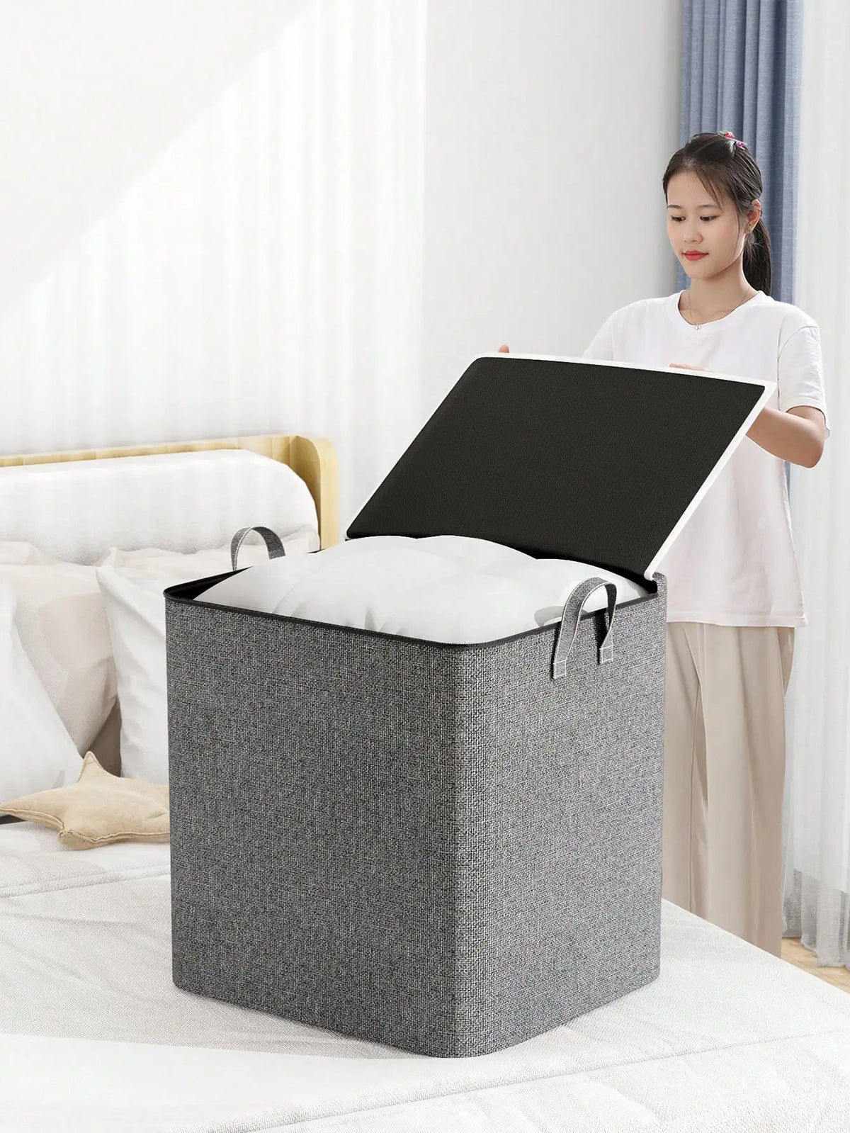 Foldable Large Capacity Clothing Storage Bag – Space-Saving Closet Organizer & Dust Cover