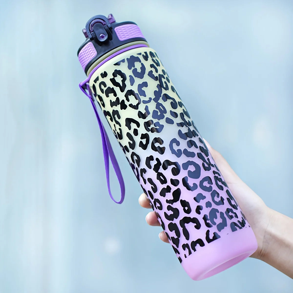 1000ml / 34oz Outdoor Sports Water Bottle with Leak-Proof Straw Lid – Durable Reusable PC Bottle for Running, Cycling & Climbing
