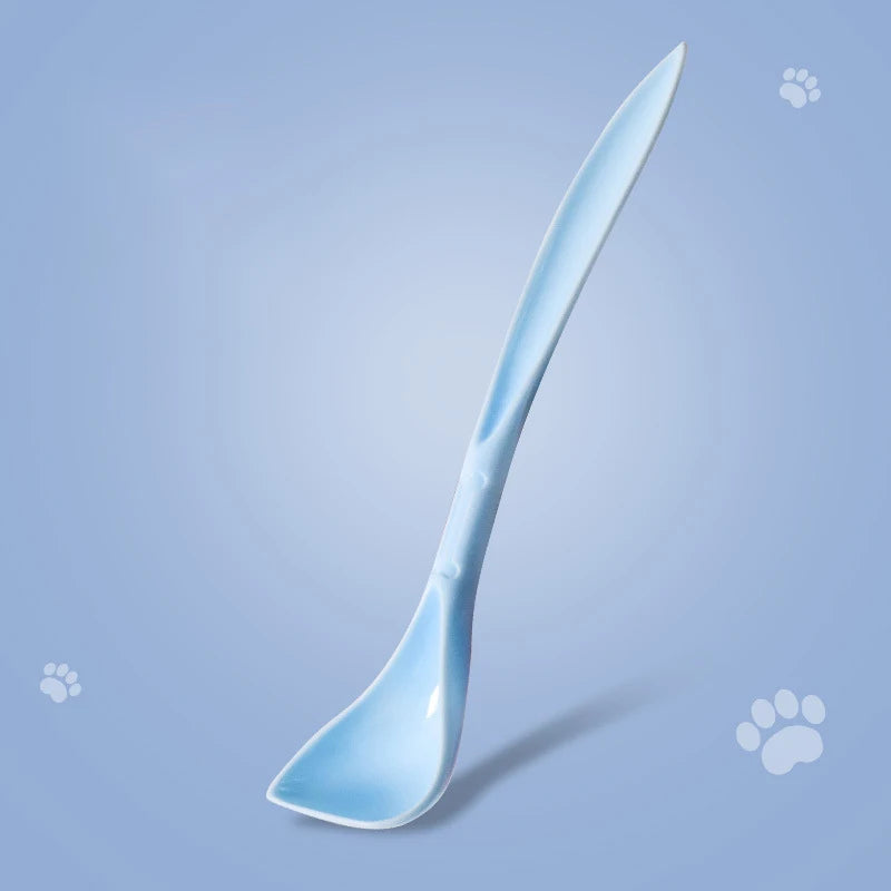 Portable Silicone 2-in-1 Pet Can Lid with Spoon – Food Sealer & Fresh-Keeping Cover for Cats & Dogs (Fits Most Cans)