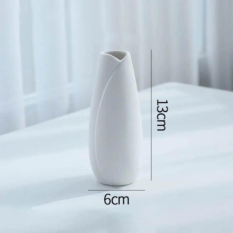 White Ceramic Bud Vase Nordic Matte Decorative Vase for Home Living Room Tabletop Flower Arrangements Photo Props