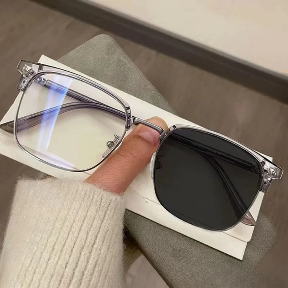 Photochromic Blue Light Blocking Computer Glasses – Square Metal Frame, Unisex, Replaceable Lenses