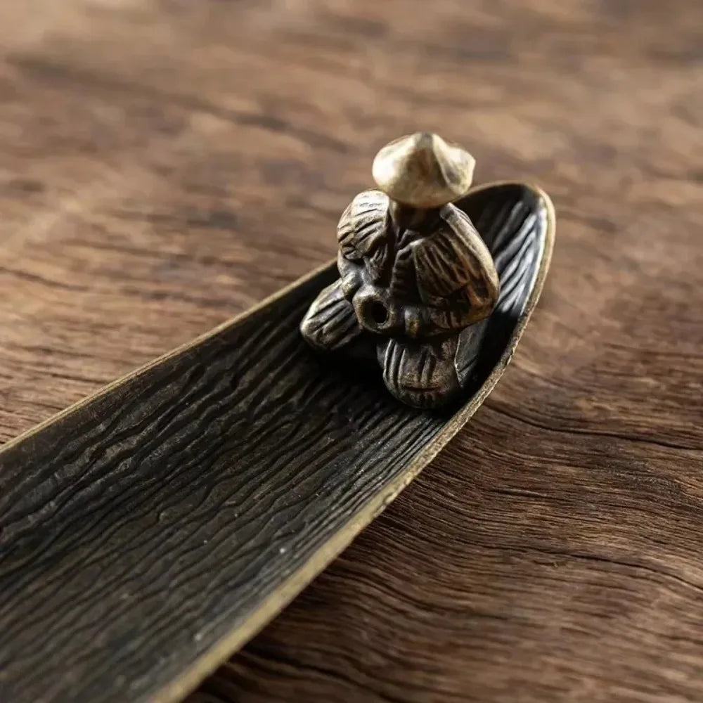 Japanese-Style Boat Fisherman Metal Incense Holder - Aromatherapy Stick Burner & Home Decor