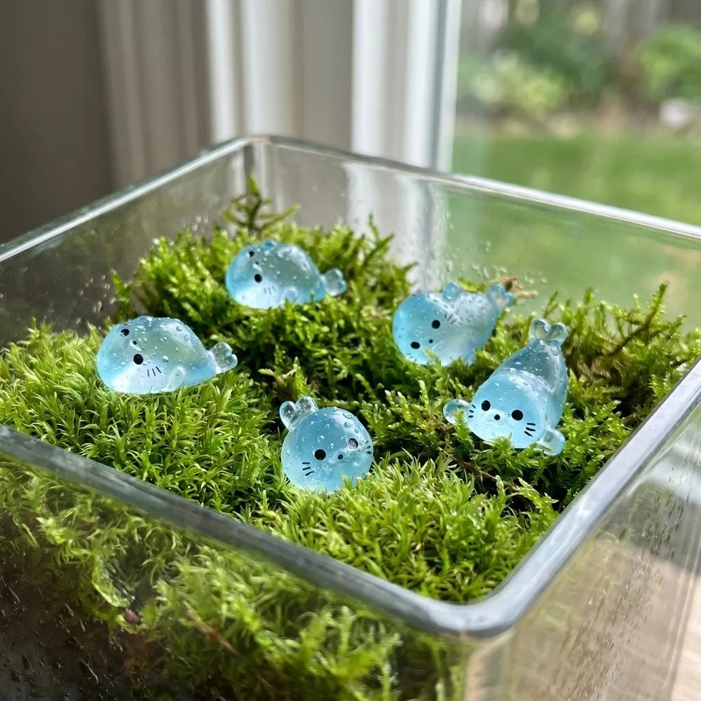 Luminous Mini Seal Resin Figurine - Glow-in-the-Dark Sea Animal Ornament for Micro Landscape & Home Decor