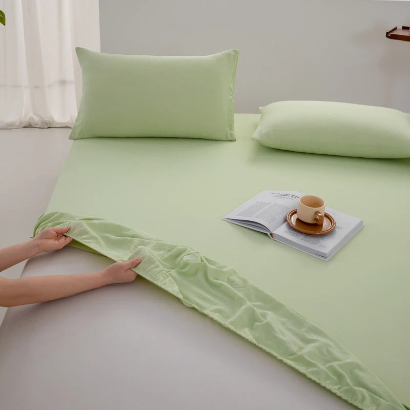 100% Cotton Fitted Sheet – Soft Breathable Deep Pocket Mattress Cover with Elastic Edge (Single, Double, Queen, King)