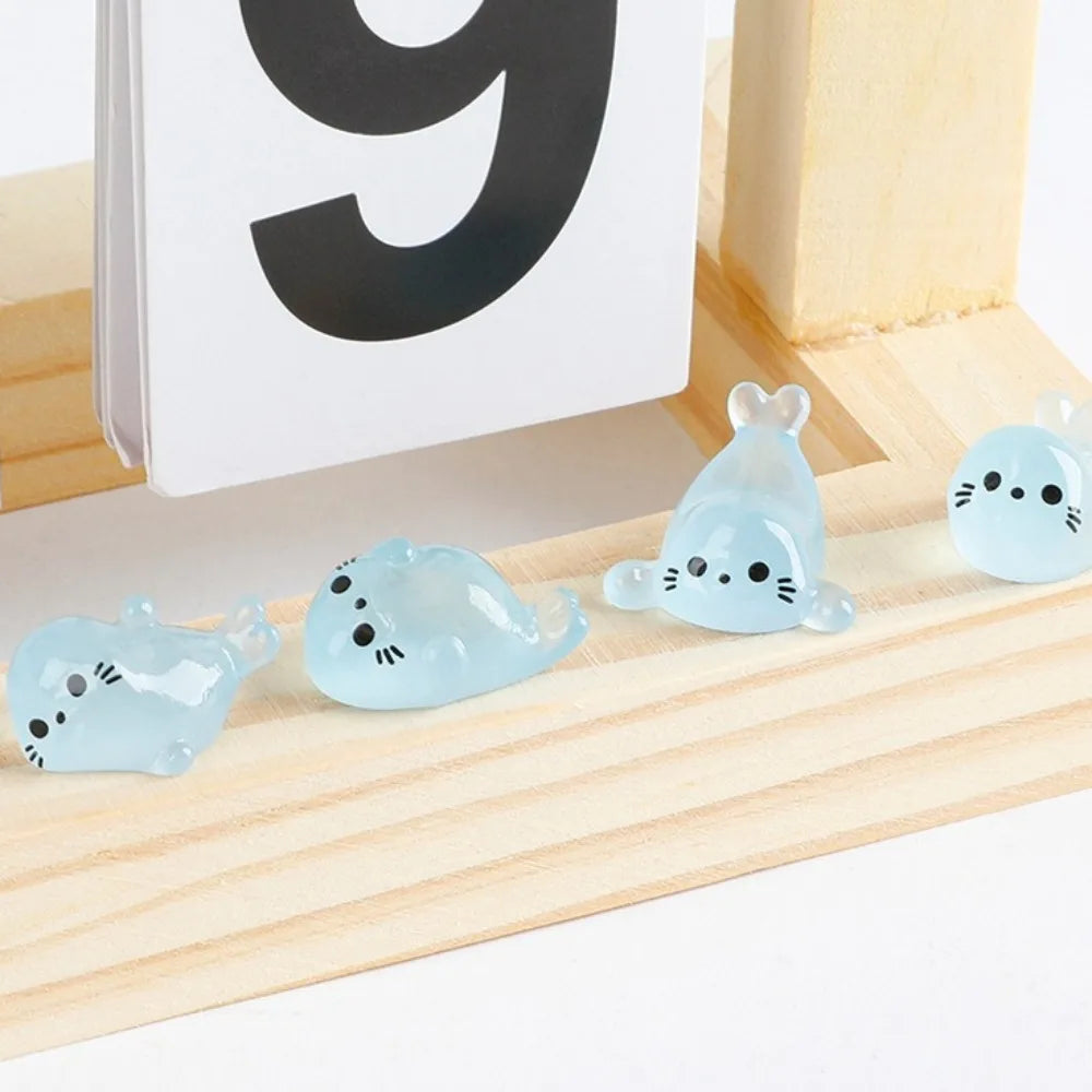 Luminous Mini Seal Resin Figurine - Glow-in-the-Dark Sea Animal Ornament for Micro Landscape & Home Decor