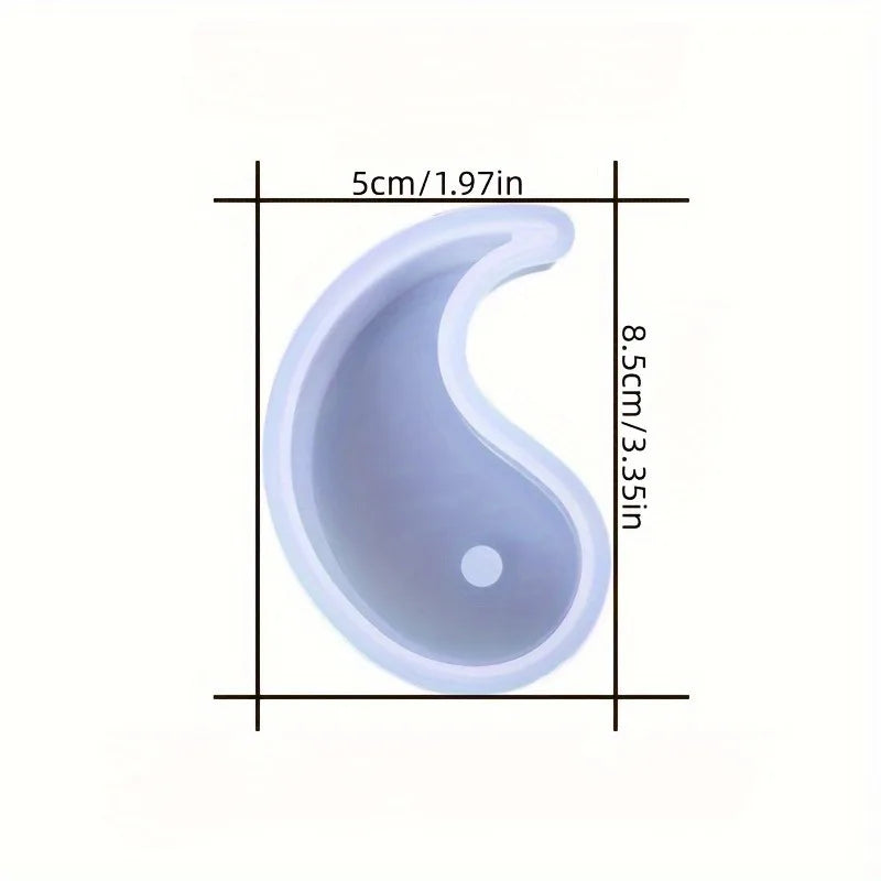 Tai Chi Yin Yang Silicone Candle Mold – DIY Epoxy Resin & Plaster Mold for Home Decor, 8.5×5×3 cm (3.35×1.97×1.18 in)