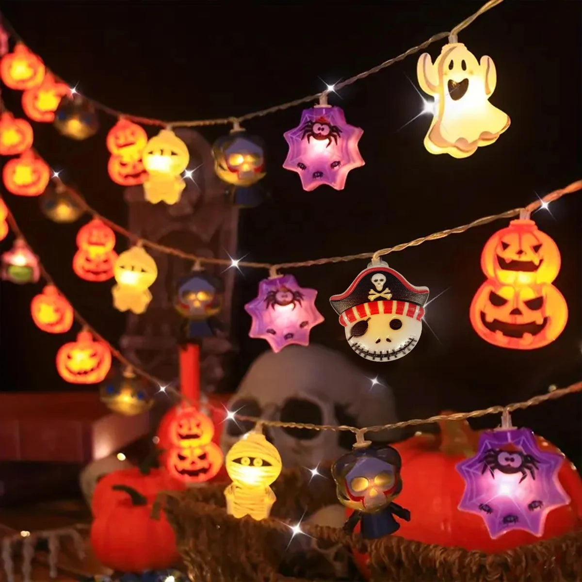 10/20/30 LED Halloween String Lights – Pumpkin, Bat, Ghost, Cat, Spider, Pirate, Witch & Mummy Shapes, Battery-Powered Indoor Outdoor Decor