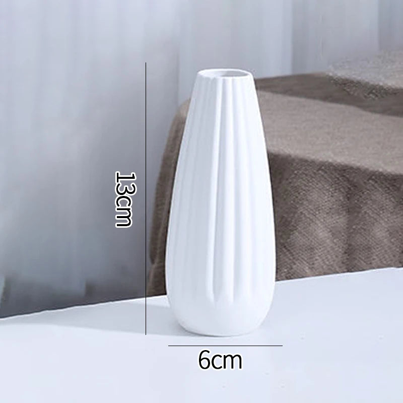 White Ceramic Bud Vase Nordic Matte Decorative Vase for Home Living Room Tabletop Flower Arrangements Photo Props