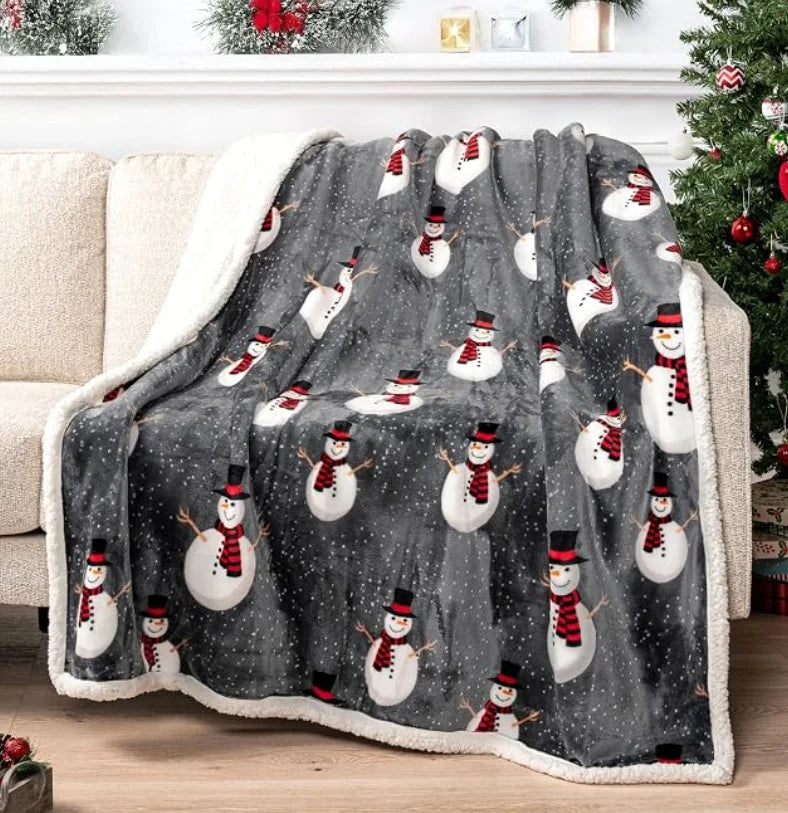 Christmas Sherpa Throw Blanket, Soft Fleece Holiday Throw for Sofa and Bed — Cozy Gift for Women