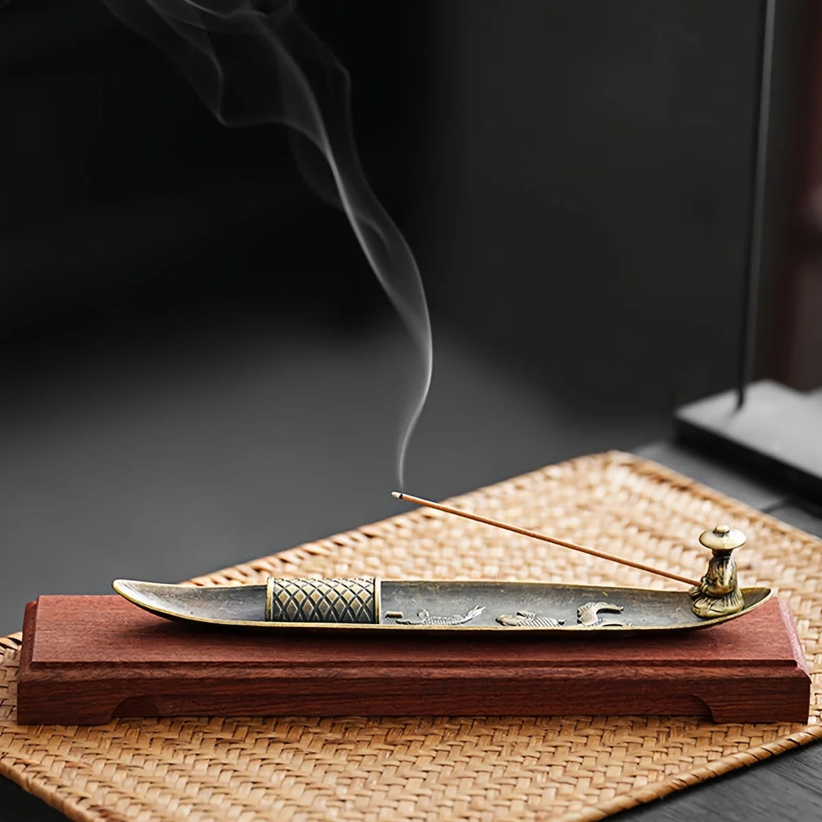 Japanese-Style Boat Fisherman Metal Incense Holder - Aromatherapy Stick Burner & Home Decor