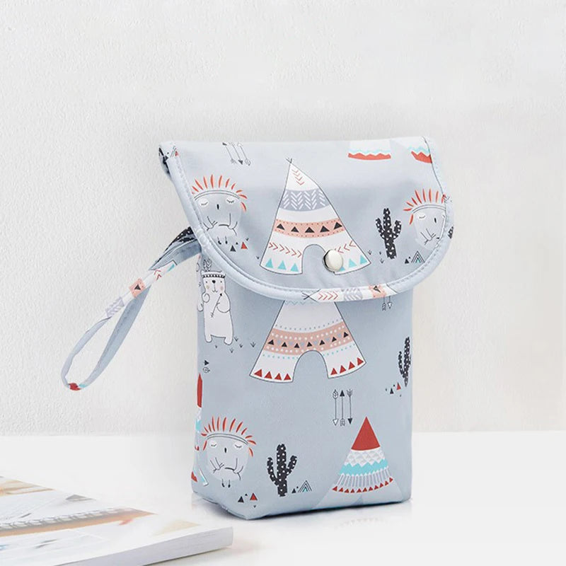 Waterproof Baby Nappy Storage Bag - Portable Diaper Pouch Wet/Dry Mummy Bag