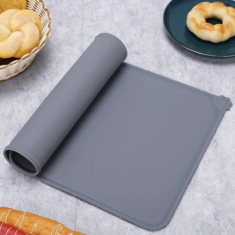 Silicone Pet Feeding Mat 48 x 30 cm (18.9 x 11.8 in) - Non-Slip Waterproof Bowl Placemat for Dogs & Cats, Easy-Clean Feeding Pad