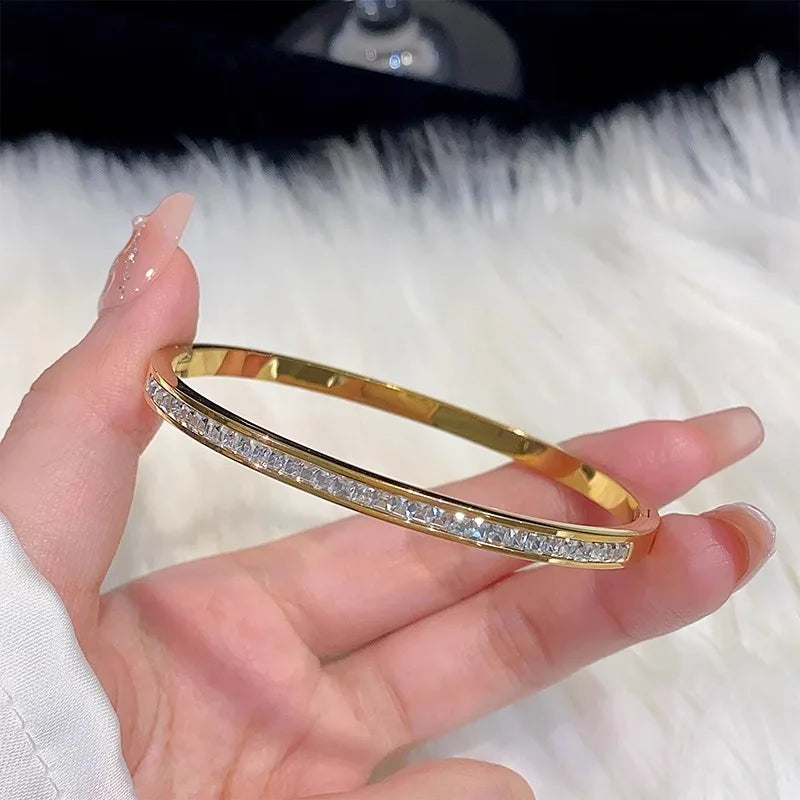 8-Piece Stainless Steel Rhinestone Bracelet Set – Elegant Gold & White Stackable Bangles for Women