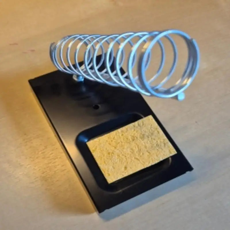 Portable Metal Soldering Iron Stand with Cleaning Sponge – Stable Holder & Tin Rest for Electronics Repair