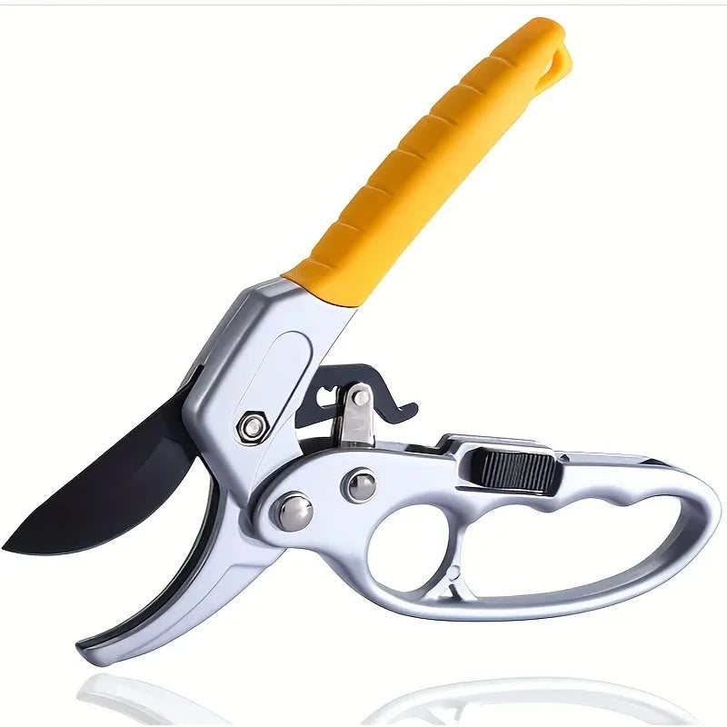 Ergonomic Pruning Shears — Titanium-Plated Carbon Steel Blade with Spring for Garden & Fruit Picking