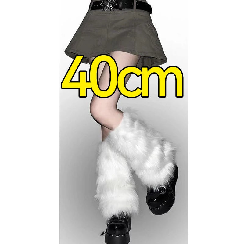 FanzyMarket plush artificial fur knee-length leg warmers for women and girls, soft black thermal accessories, 25-40 cm.