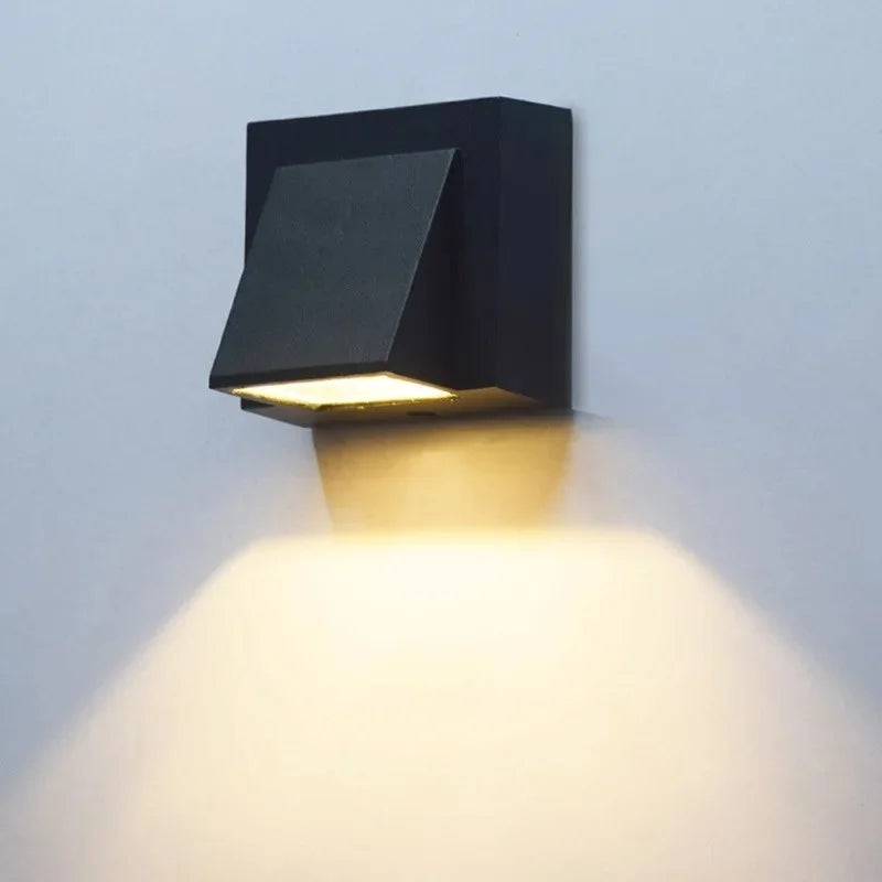 FanzyMarket IP65 5W aluminum outdoor LED wall light, waterproof garden and balcony sconce with natural white light.