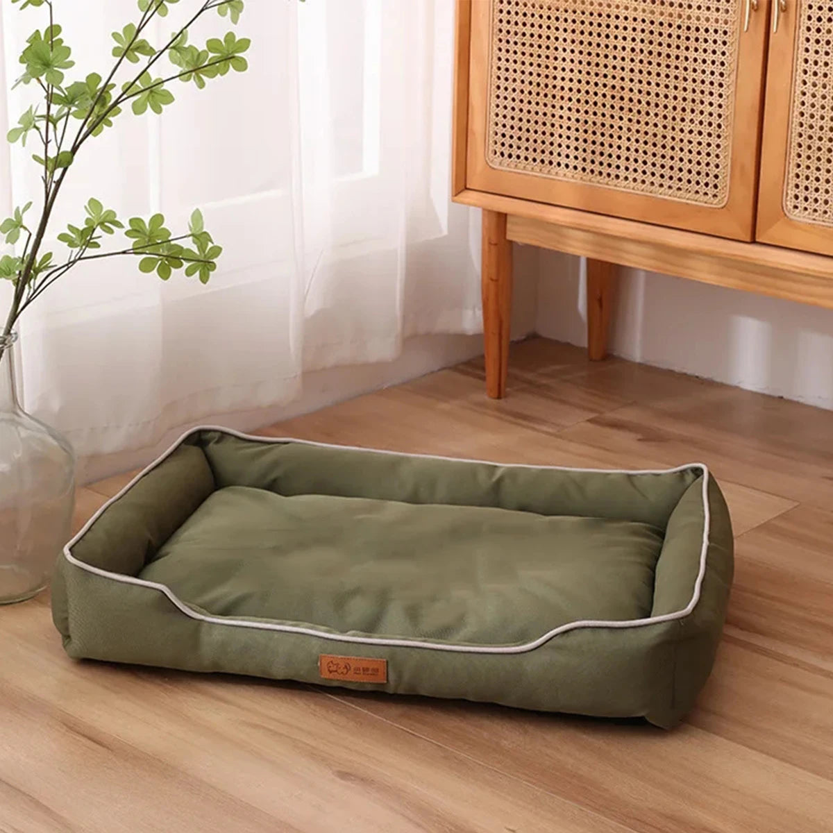 FanzyMarket four-season square waterproof pet bed for dogs and cats, thickened, bite-resistant, available in sizes S to XXL.
