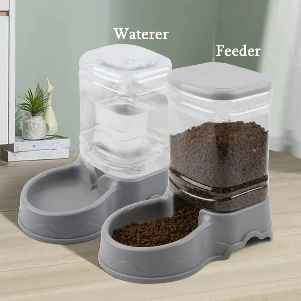 Blue gravity pet feeder and water dispenser from FanzyMarket with transparent PP hopper, designed for cats and small dogs.