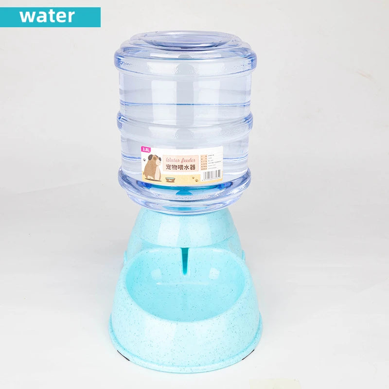 Large capacity automatic pet food and water bowl for dogs and cats by FanzyMarket, featuring a sleek, easy-to-use design.