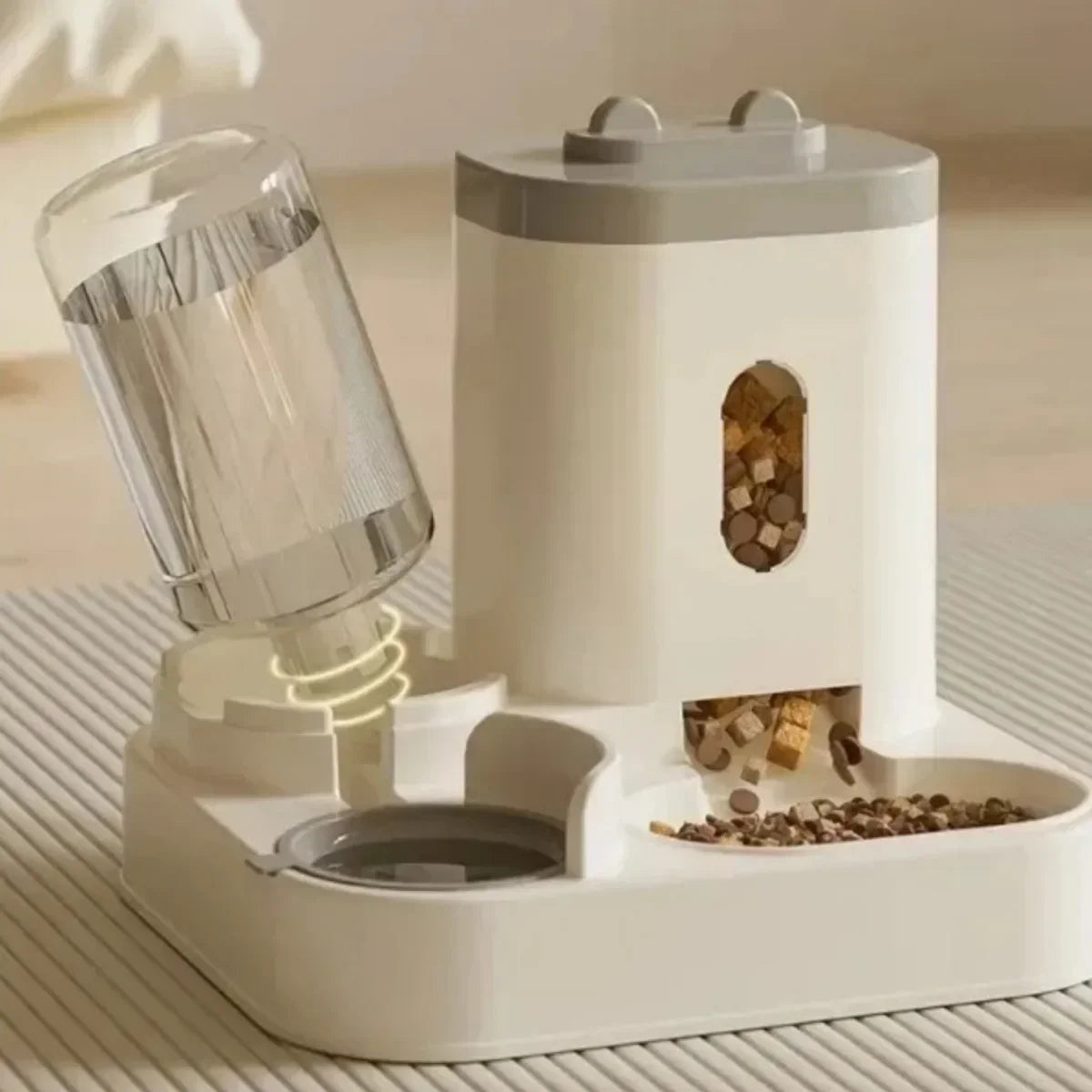 FanzyMarket automatic non-electric pet feeder with water fountain, large capacity gravity-fed food and water dispenser for dogs and cats.