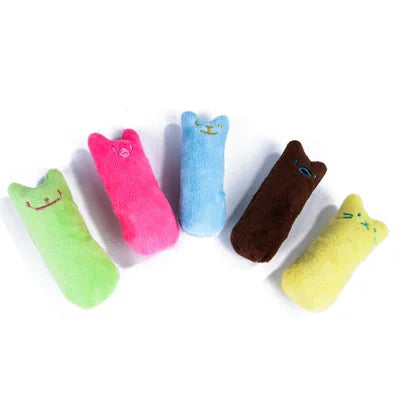 Pink plush catnip teeth-grinding toy from FanzyMarket, interactive chew and vocal toy for cats and kittens.
