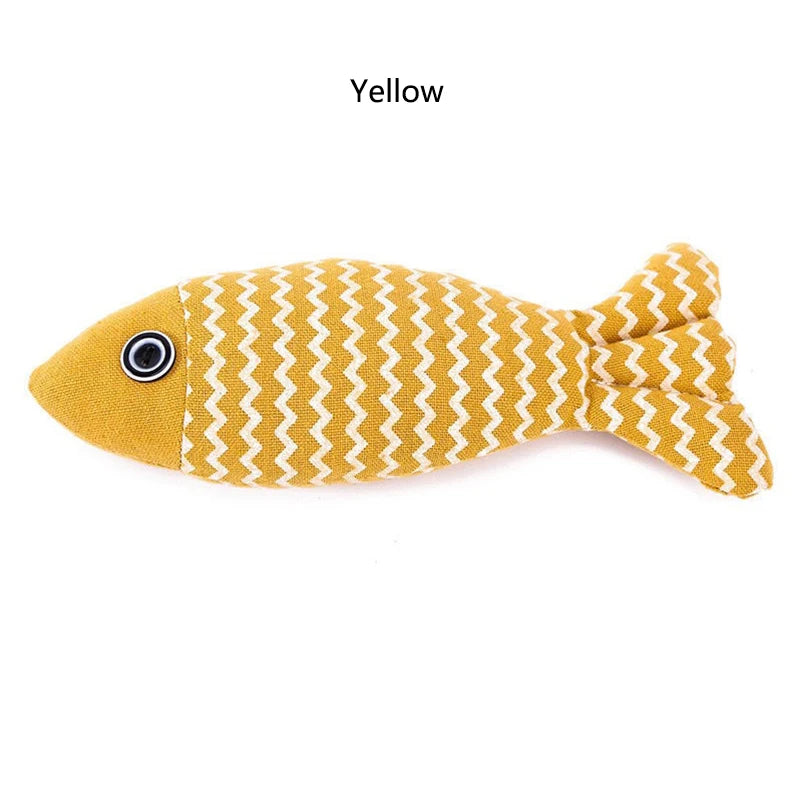 FanzyMarket burlap fish cat toy, interactive chew-resistant toy for cats with a yellow fish design for teeth cleaning.