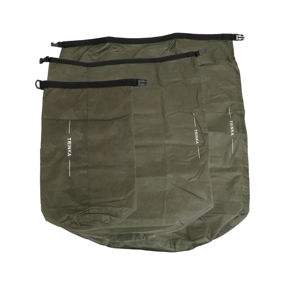 FanzyMarket waterproof floating dry bags in 8L, 40L, and 70L sizes with roll-top seal for boating, kayaking, and outdoor activities.