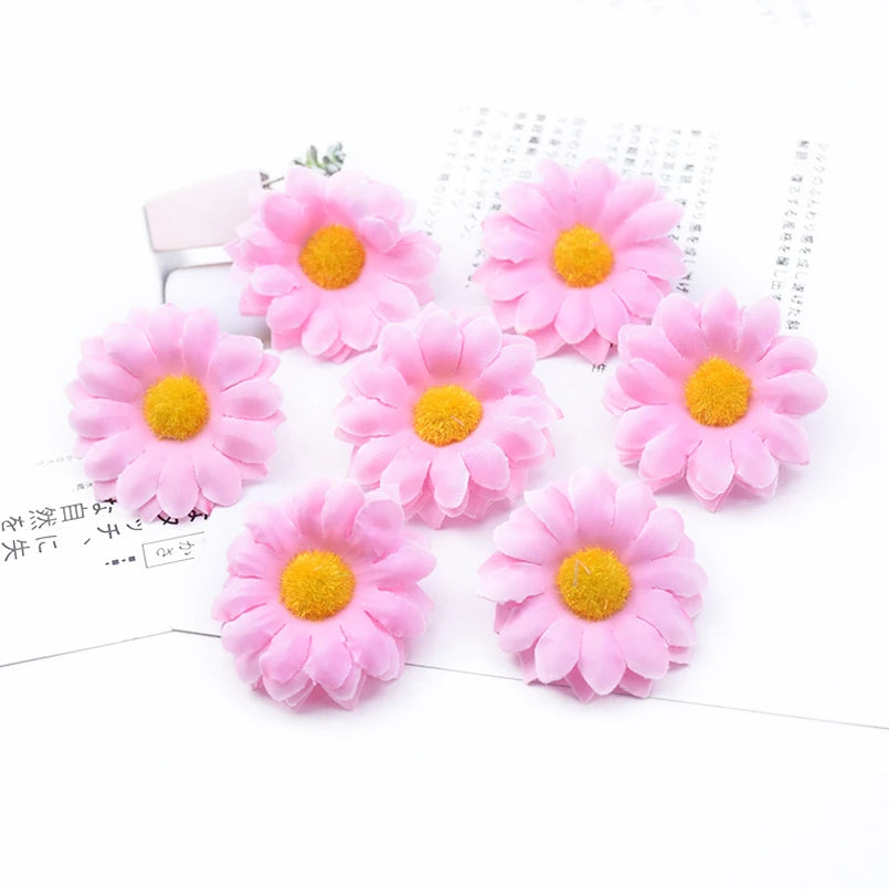 Artificial Silk Daisy Flowers 30/50/100-Pack 5 cm (2 in) for Home Decor, Wedding, Vase, Table, Wreaths and DIY Crafts