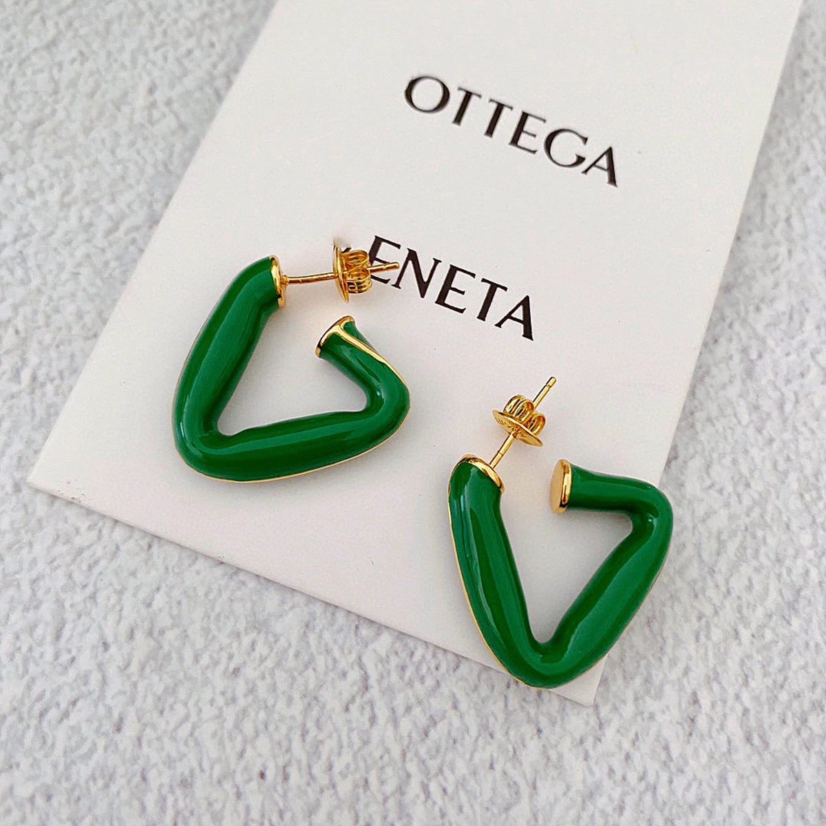 Korean Green Acrylic Geometric Dangle Earrings — Round & Square Statement Drop Earrings for Women