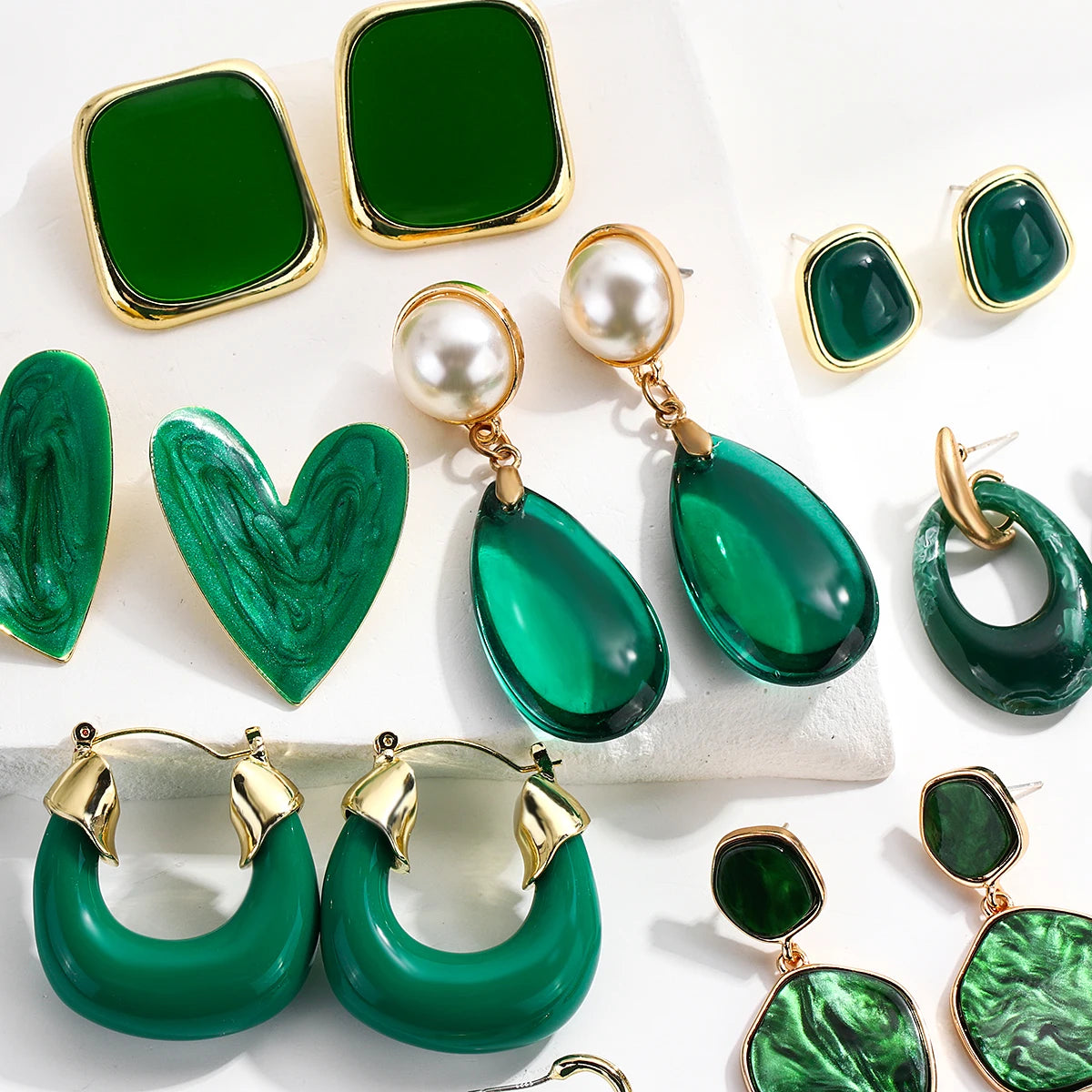 Korean Green Acrylic Geometric Dangle Earrings — Round & Square Statement Drop Earrings for Women