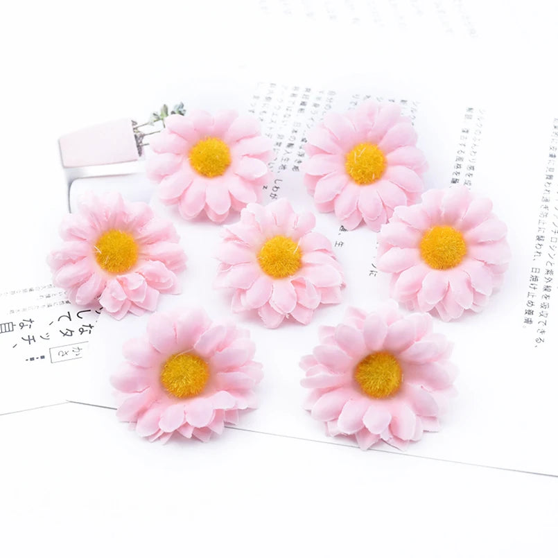 Artificial Silk Daisy Flowers 30/50/100-Pack 5 cm (2 in) for Home Decor, Wedding, Vase, Table, Wreaths and DIY Crafts