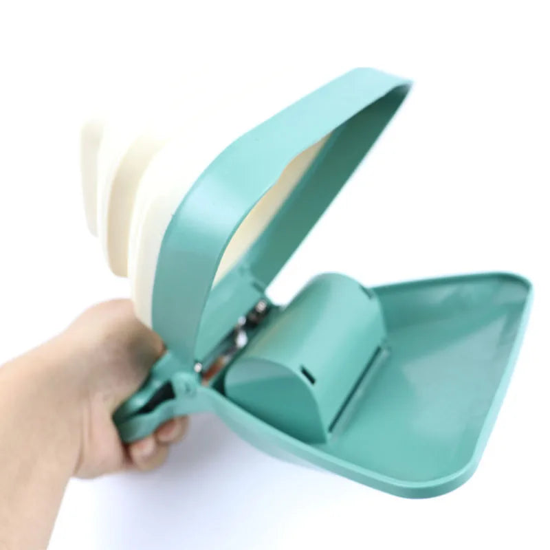 Foldable Dog Pooper Scooper – Portable Travel Poop Scoop with 1 Roll Biodegradable Bags (S 13.5×11.5 cm / 5.3×4.5 in, L 18×15 cm / 7.1×5.9 in)